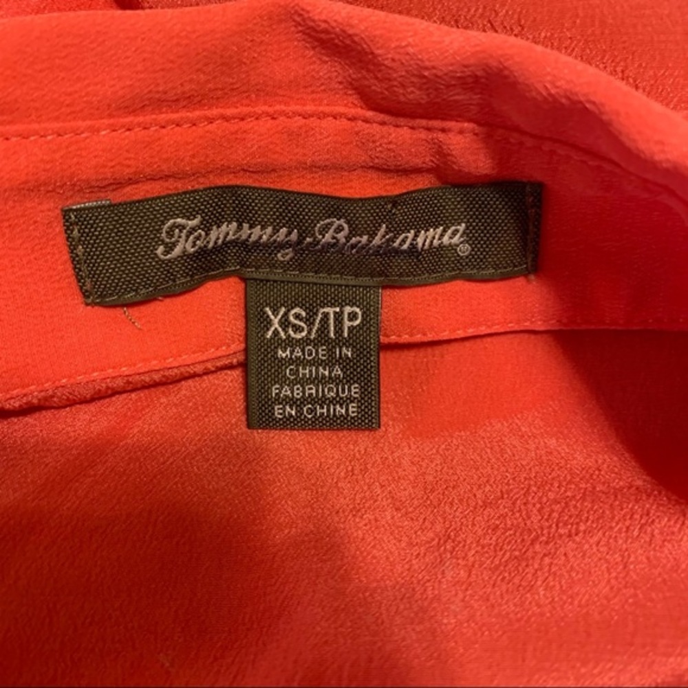 Tommy Bahama Woman’s Pink Button Down Collard Short Sleeve Shirt - Picture 6 of 9